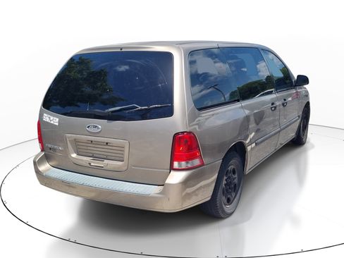 Used 2005 Ford Freestar S FWD image 9