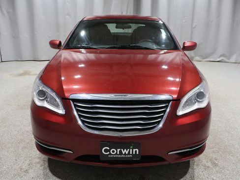 Used 2014 Chrysler 200 LX image 7