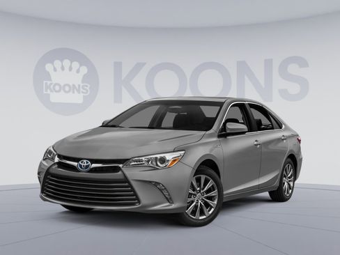 Used 2015 Toyota Camry LE FWD image 1