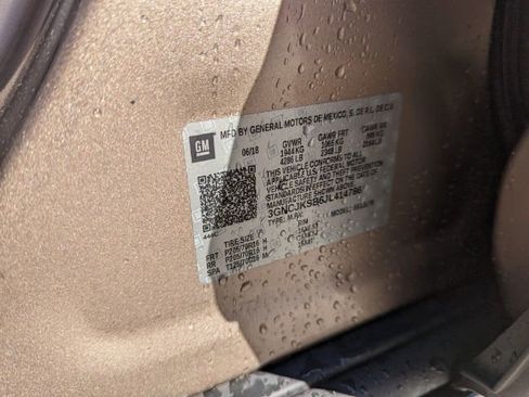 Used 2018 Chevrolet Trax LS FWD image 25