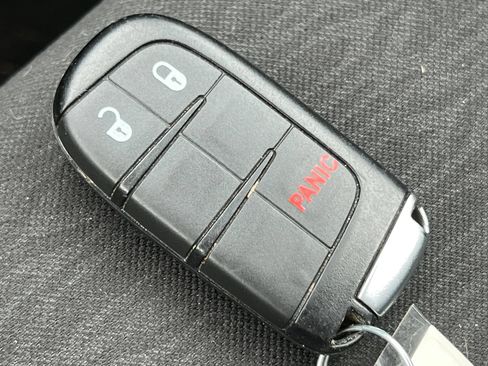 Used 2022 Dodge Durango SXT w/ Trailer Tow Group IV AWD/4WD image 9