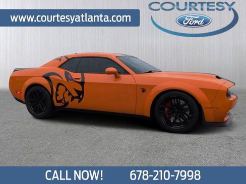 Used 2022 Dodge Challenger SRT Hellcat image 1