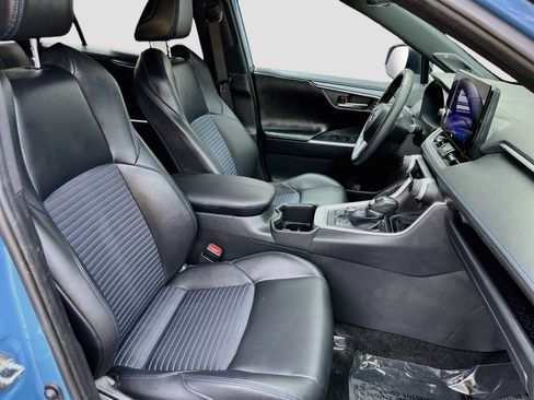 Used 2024 Toyota RAV4 XSE w/ Advanced Technology Package AWD/4WD image 29