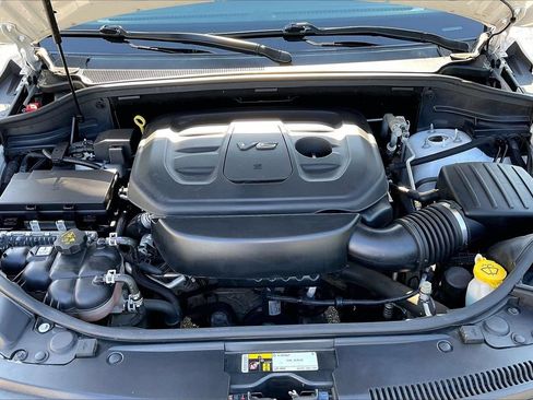 Used 2017 Jeep Grand Cherokee Altitude RWD image 36