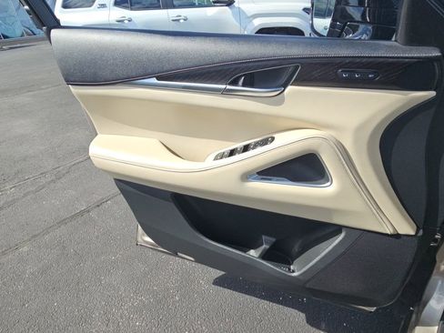 Used 2023 INFINITI QX60 Sensory w/ Vision Package AWD/4WD image 24