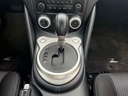 Used 2019 Nissan 370Z w/ Sport Package image 32