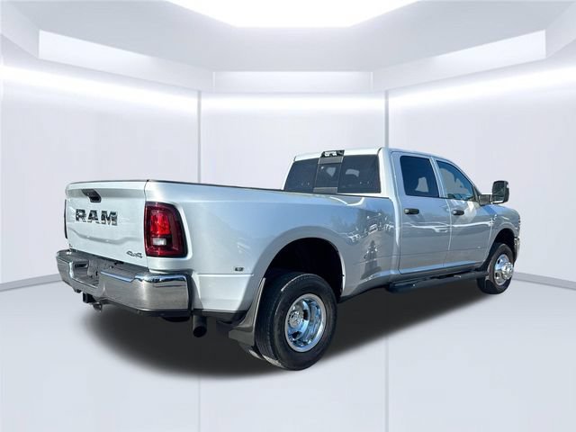 Used 2026 RAM 3500 Tradesman AWD/4WD image 12