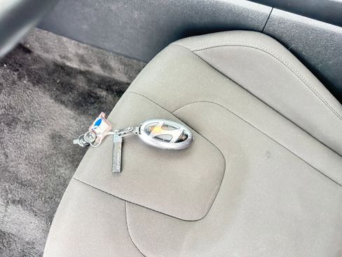 Used 2025 Hyundai Elantra SEL image 23