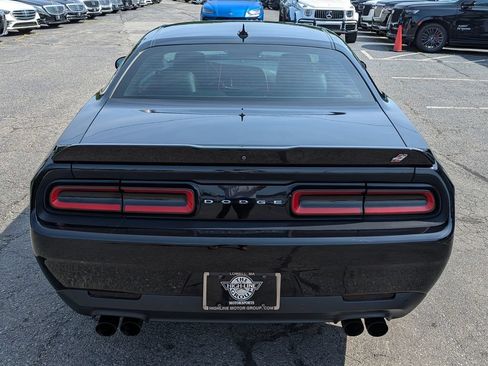 Used 2019 Dodge Challenger SXT w/ Plus Package AWD/4WD image 8