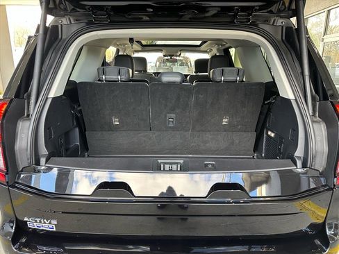 Certified 2025 Ford Expedition Active image 28