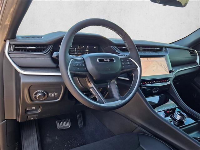 New 2026 Jeep Grand Cherokee Altitude AWD/4WD image 3