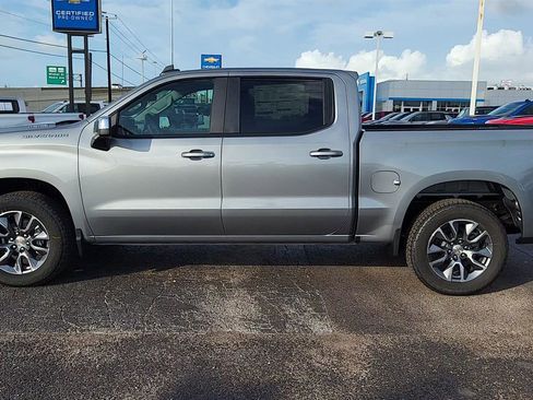 New 2025 Chevrolet Silverado 1500 LT w/ Convenience Package II RWD image 5