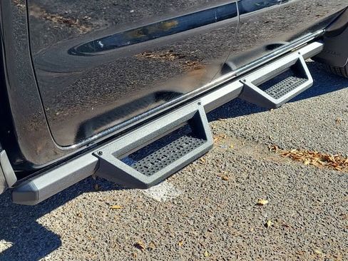 New 2026 Nissan Frontier SV w/ Tow Package image 6