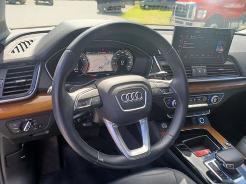 Used 2023 Audi Q5 2.0T Premium Plus w/ Premium Plus Package AWD/4WD image 9