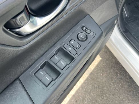 Used 2026 Honda CR-V EX image 11