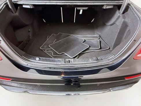 Used 2019 Mercedes-Benz E 300 image 39