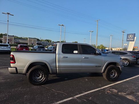 Used 2020 RAM 1500 Laramie AWD/4WD image 31