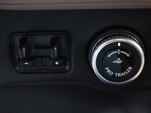 New 2026 Lincoln Navigator Black Label AWD/4WD image 30