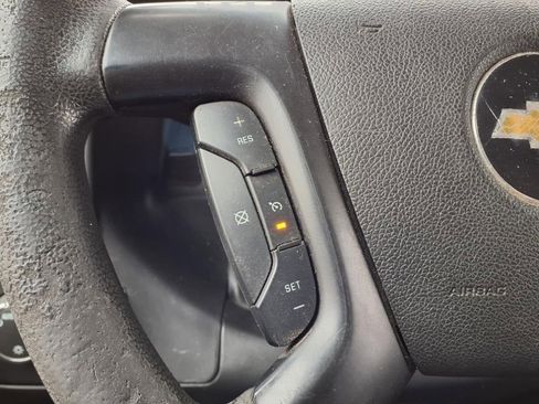 Used 2016 Chevrolet Express 2500 Extended image 24