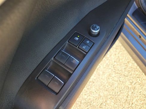 Used 2023 Toyota Camry XSE image 14