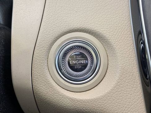 Used 2021 Mercedes-Benz GLC 300 image 31