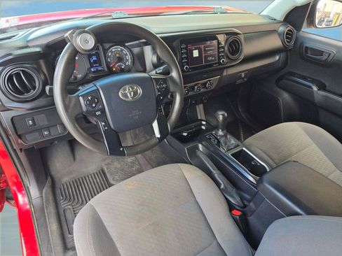 Used 2020 Toyota Tacoma SR image 4