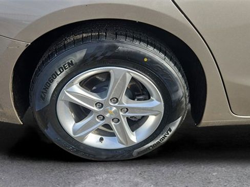 Used 2023 Chevrolet Malibu LT image 18