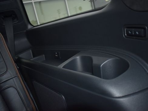 Used 2024 Lincoln Navigator Black Label image 14