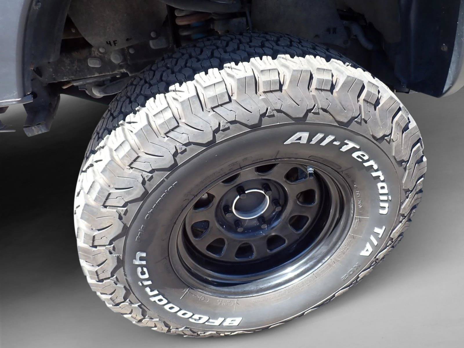Used 2021 Toyota Tacoma TRD Off-Road w/ Technology Package AWD/4WD image 7