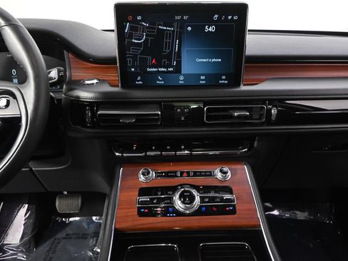 Used 2023 Lincoln Aviator Reserve w/ Equipment Group 201A AWD/4WD image 28