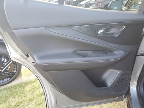 Used 2026 Chevrolet Blazer EV LT w/ Midnight/Sport Edition image 14