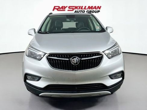Used 2018 Buick Encore Sport Touring w/ Safety Package FWD image 2