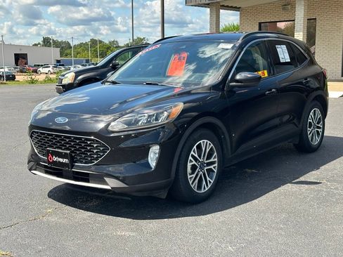 Used 2020 Ford Escape SEL FWD image 3