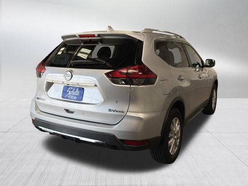 Used 2017 Nissan Rogue SV AWD/4WD image 7