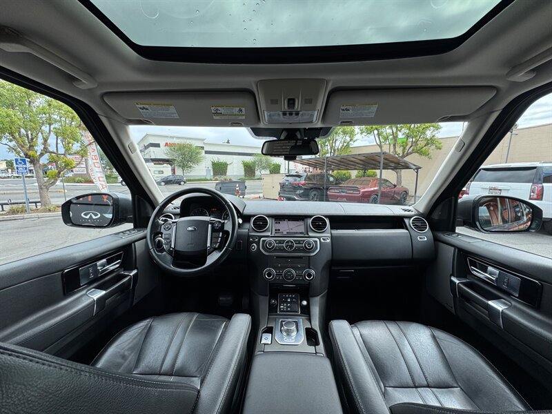 Used 2016 Land Rover LR4 HSE Silver Edition AWD/4WD image 44