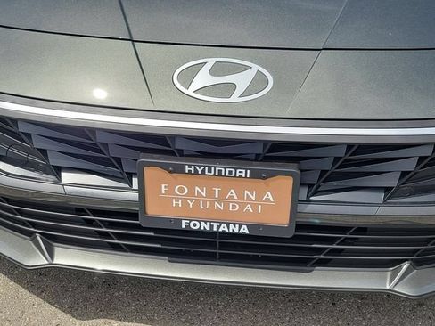 New 2026 Hyundai Elantra SEL Sport FWD image 33