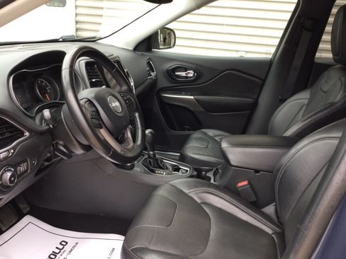Used 2020 Jeep Cherokee Limited AWD/4WD image 7