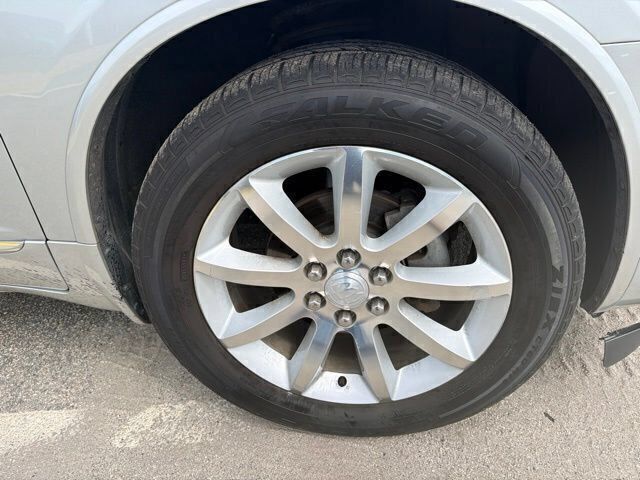 Used 2015 Buick Enclave Premium FWD image 7