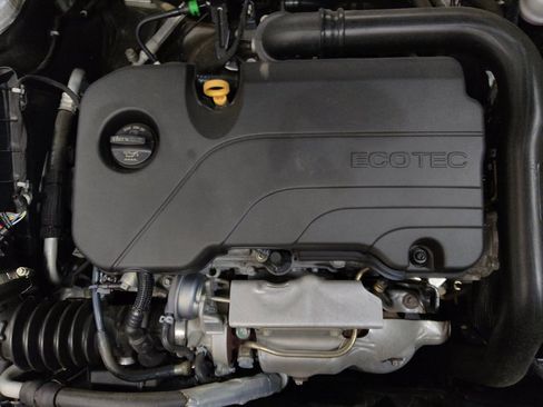 Used 2021 Chevrolet Malibu LT FWD image 30