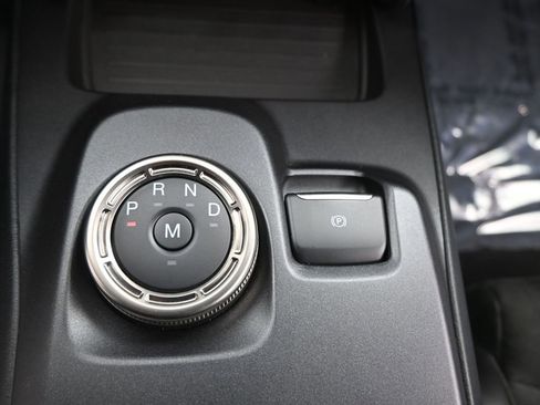 Used 2020 Ford Mustang Shelby GT500 w/ Technology Package RWD image 15