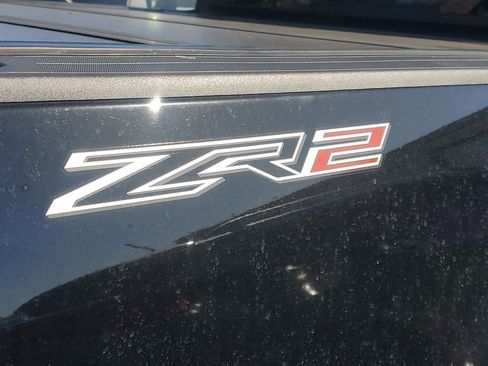 Used 2022 Chevrolet Colorado ZR2 image 3