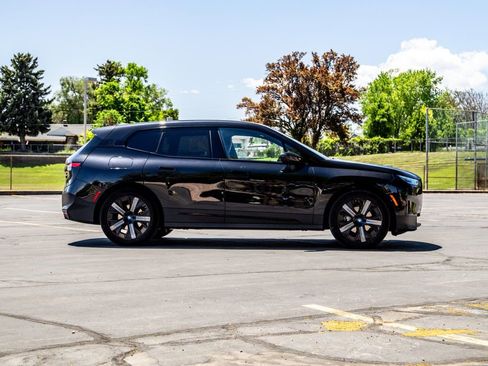 Certified 2024 BMW iX xDrive50 AWD/4WD image 6