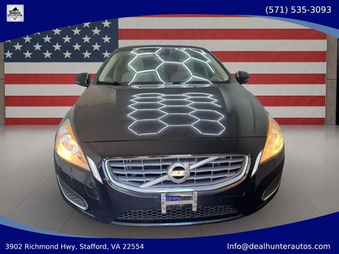Used 2012 Volvo S60 T5 FWD image 2