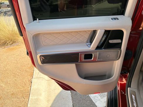 Used 2022 Mercedes-Benz G 63 AMG 4MATIC image 33