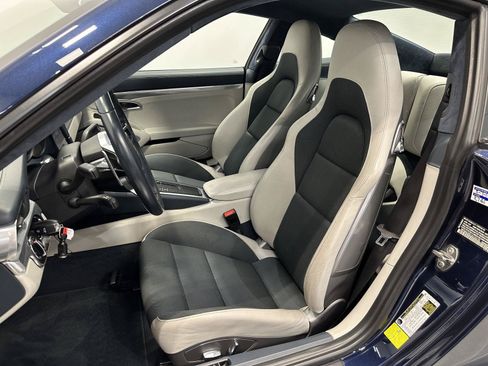 Used 2018 Porsche 911 Carrera RWD image 5