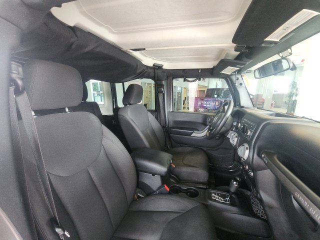 Certified 2016 Jeep Wrangler Unlimited Sport AWD/4WD image 12