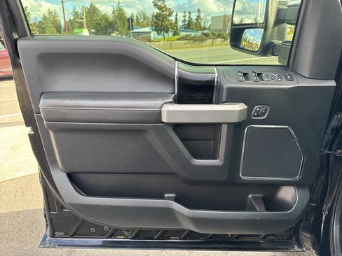 Used 2018 Ford F350 Platinum w/ Platinum Ultimate Package image 27