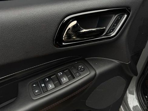 Certified 2022 Dodge Durango R/T w/ Tow 'N Go Package image 15