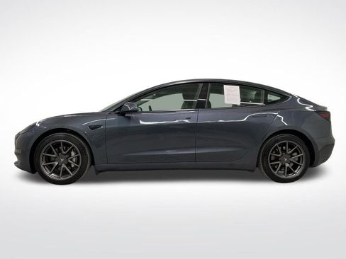 Used 2023 Tesla Model 3 Standard Range image 27