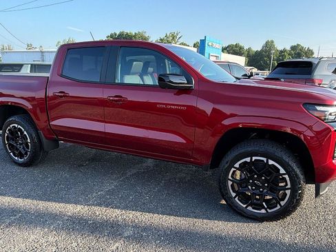 New 2026 Chevrolet Colorado Z71 w/ Technology Package AWD/4WD image 6